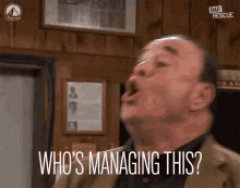 whos-managing-this-costumer
