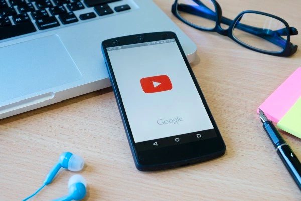 Simplified Content Upload Features for LinHart Group